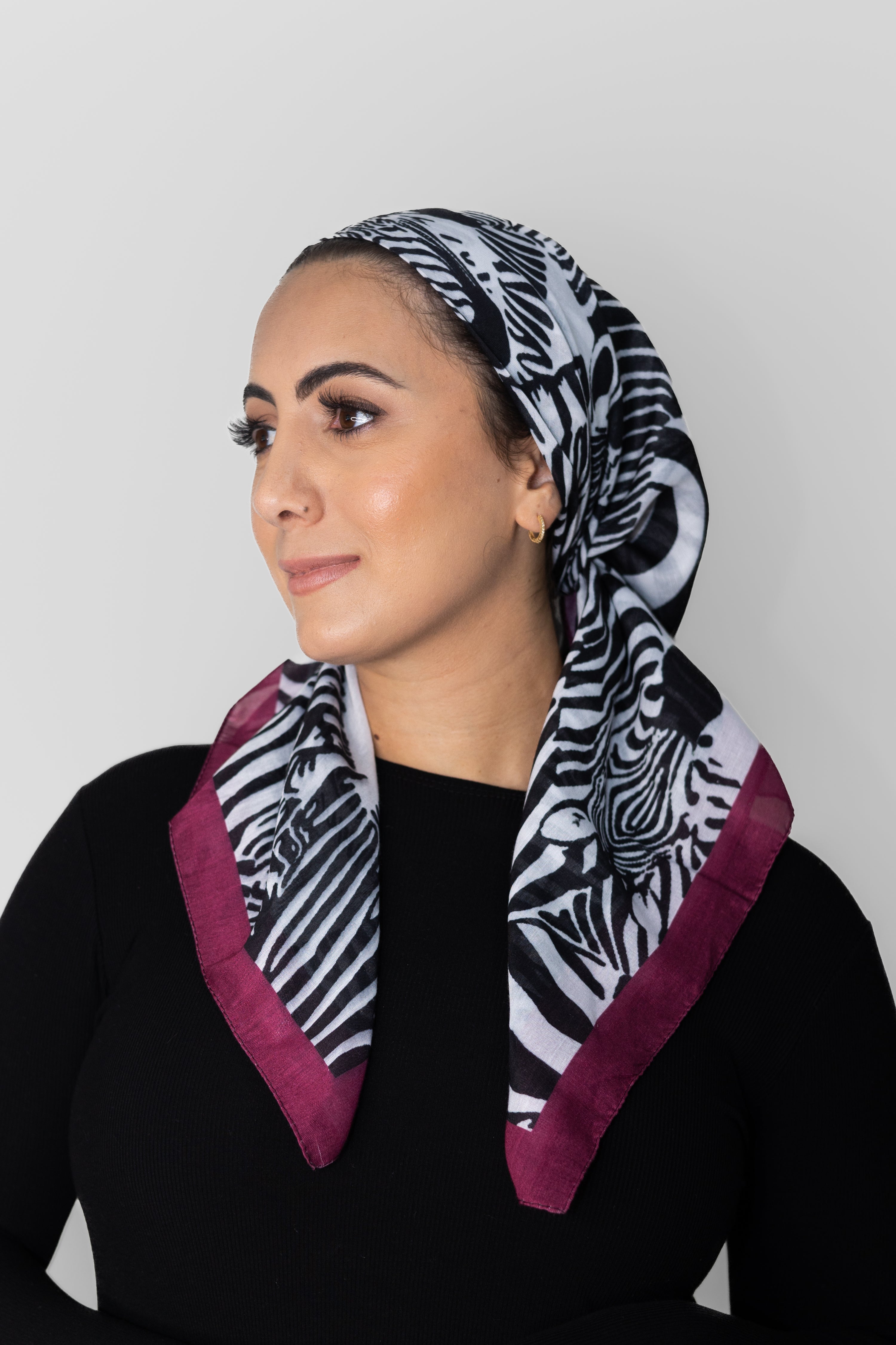 Safari With Wine Border Head Scarf