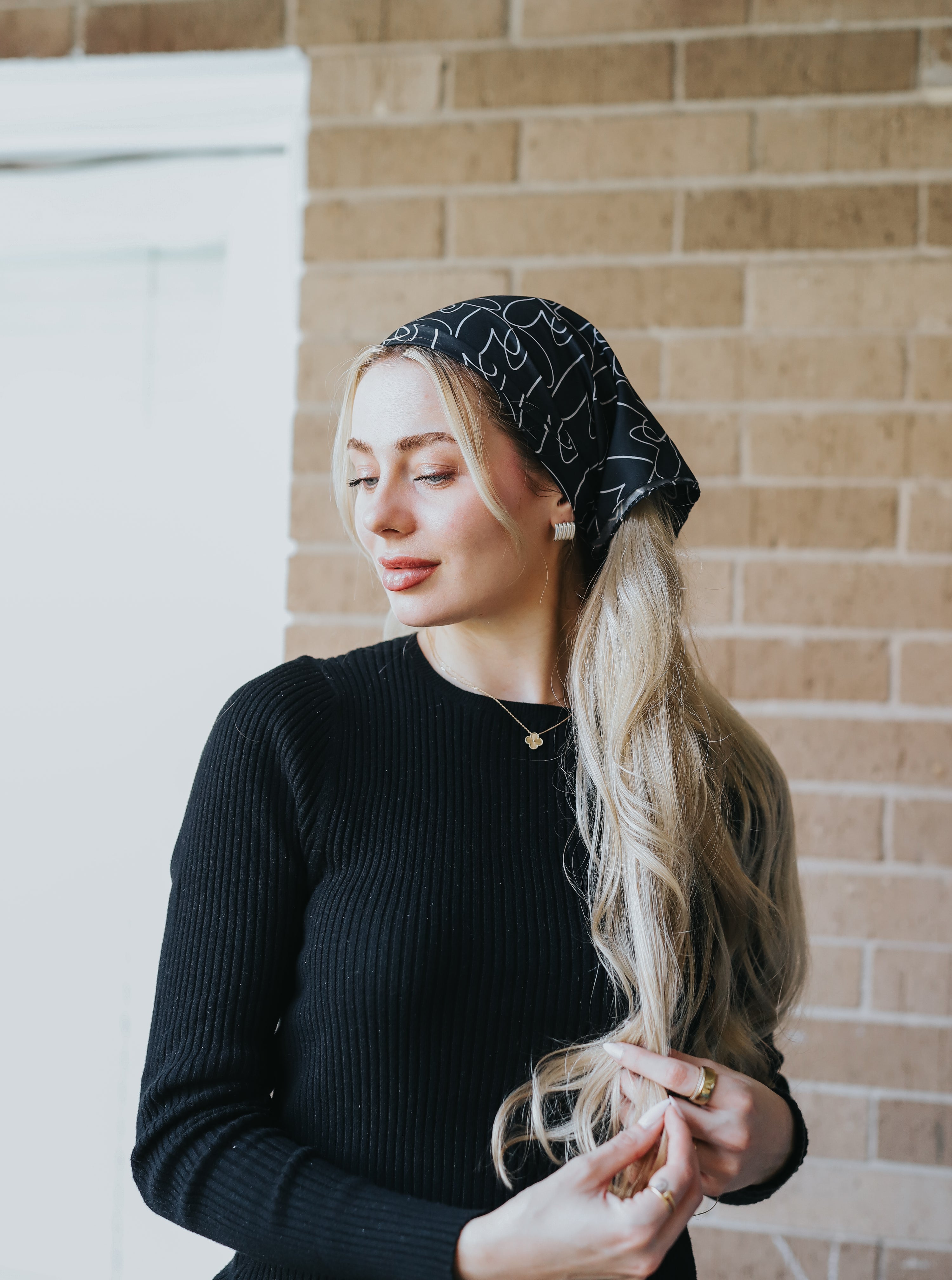 Adore & Amour Bandana